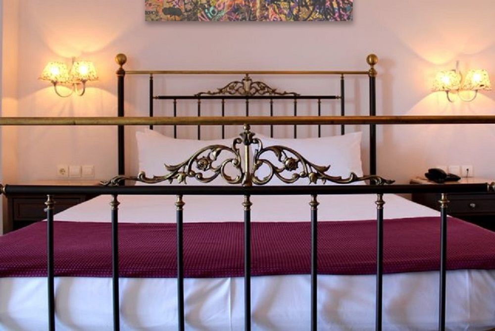 Castello Hotel Candia